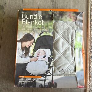 Eddie Bauer Bundle Blanket